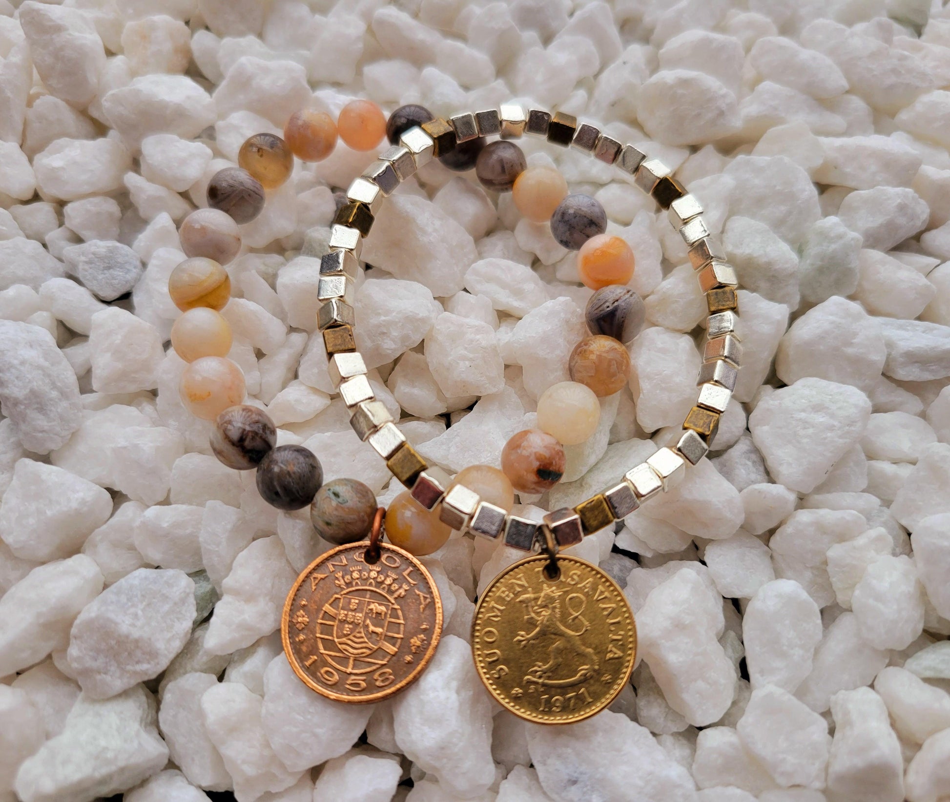 Light Agate Bead Bracelet - Shop World Links